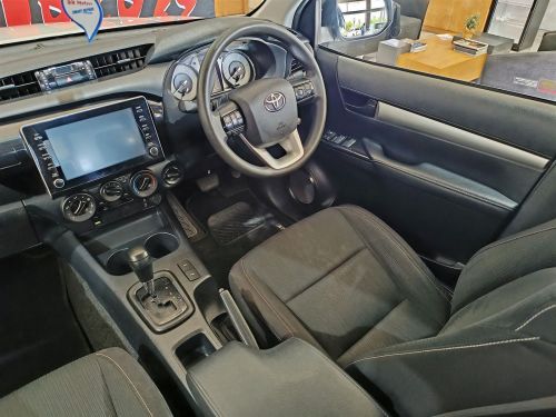 Toyota Hilux Raider GD-6 2.4 4x4 AT in Botswana
