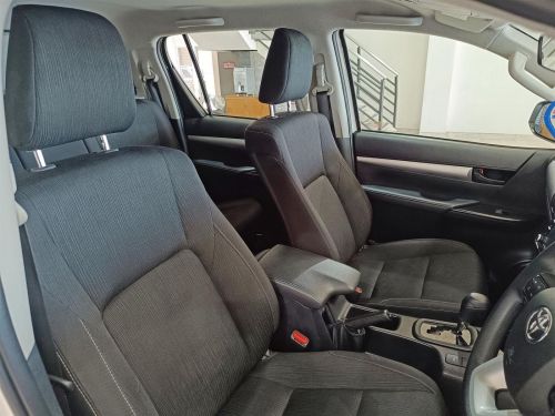 Toyota Hilux Raider GD-6 2.4 4x4 AT in Botswana
