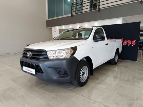 Pre-owned Toyota Hilux VVTi 2.0 for sale in 