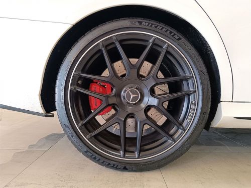 Mercedes-Benz E 63S AMG V8 Bi-Turbo in Botswana