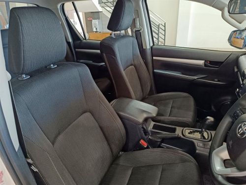 Toyota Hilux Raider GD-6 2.4 4x4 AT in Botswana
