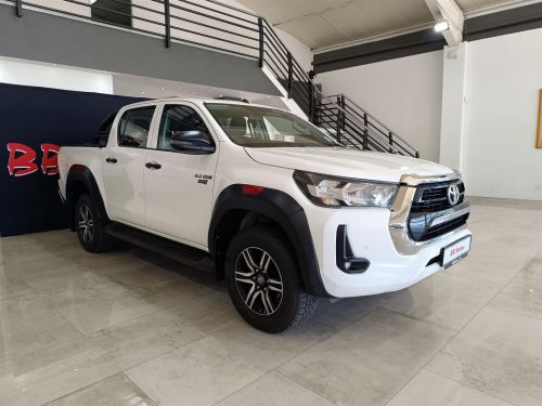 Pre-owned Toyota Hilux Raider-X GD-6 2.4 4x4 AT for sale in 