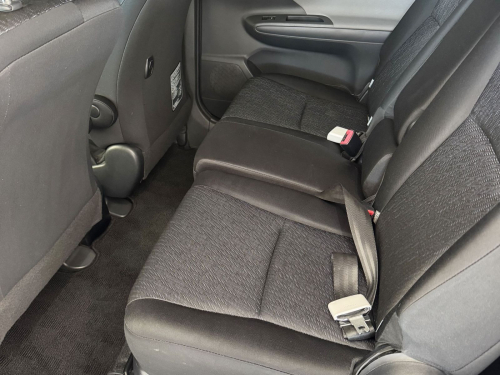 Toyota Wish 7 Seater in Botswana
