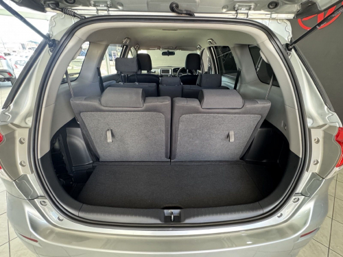 Toyota Wish 7 Seater in Botswana