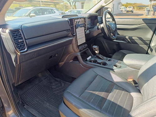 Ford Everest Sport in Botswana