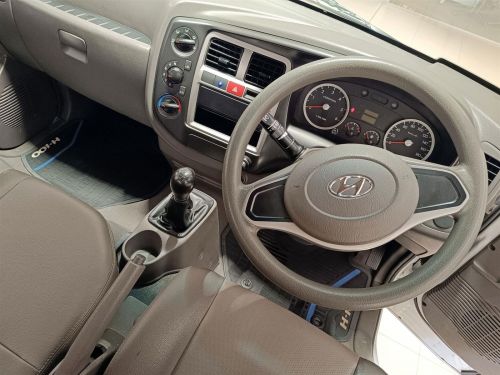 Hyundai H-100 2.6D 1.3Ton in Botswana