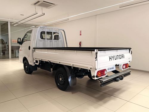 Hyundai H-100 2.6D 1.3Ton in Botswana