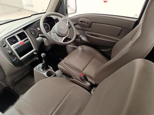 Hyundai H-100 2.6D 1.3Ton in Botswana