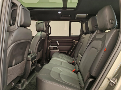 Land Rover Defender 110 3.0D D300 X-Dynamic HSE in Botswana