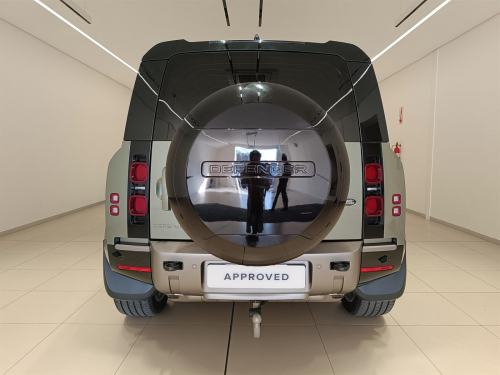 Land Rover Defender 110 3.0D D300 X-Dynamic HSE in Botswana