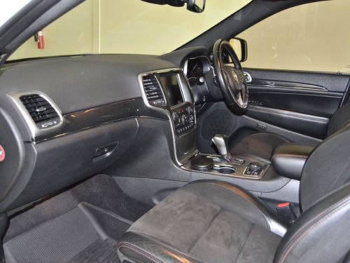 Jeep Grand Cherokee Trailhawk V6 in Botswana