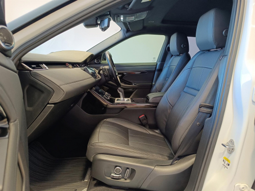 Range Rover Evoque R-Dynamic in Botswana
