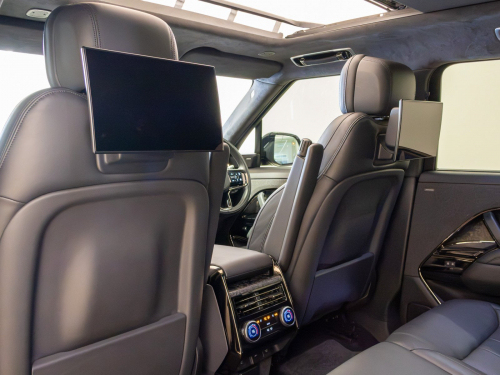 Land Rover Range Rover Sport 4.4 L P530 First Edition in Botswana