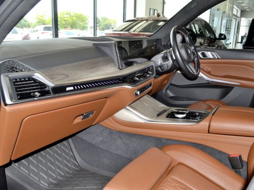 BMW X7 M60i in Botswana