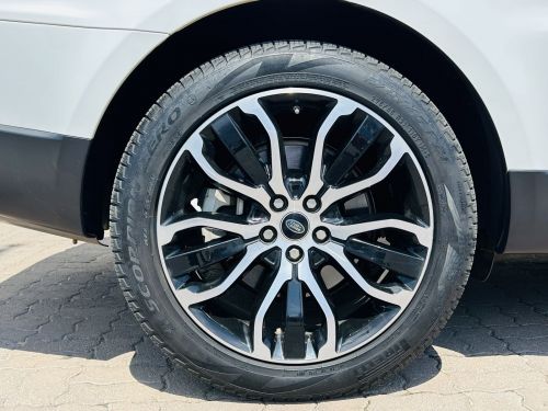 Range Rover Sport SE in Botswana