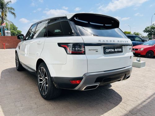 Range Rover Sport SE in Botswana