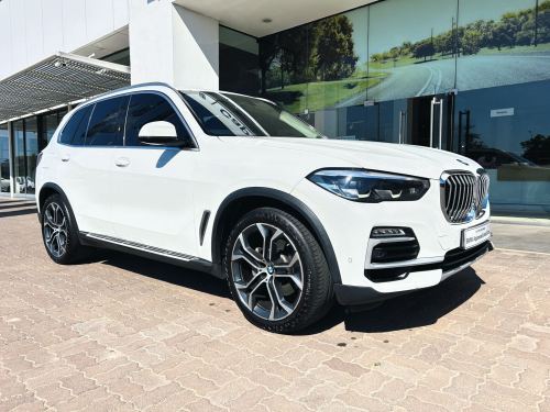 BMW X5 xDrive30d in Botswana