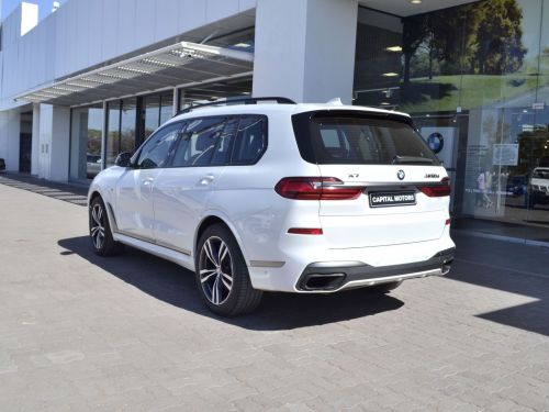 BMW X7 M50 d in Botswana