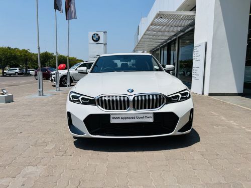 BMW 320i LCI in Botswana