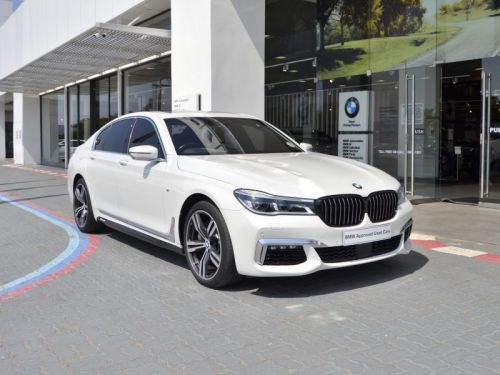 BMW 750i in Botswana
