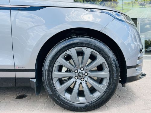 Land Rover Range Rover Velar SE in Botswana
