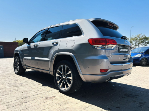 Jeep Grand Cherokee in Botswana