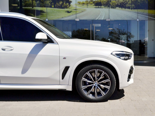 BMW X5 XDrive 30D in Botswana