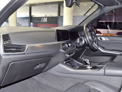 BMW X5 XDrive 30D in Botswana