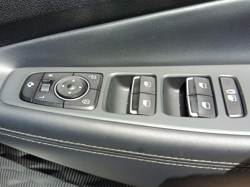Hyundai Santa Fe R2.2 Executive in Botswana