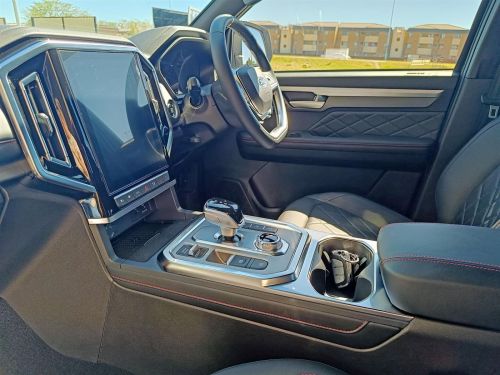 JAC T9 Hunter 2.0CTI AWD in Botswana