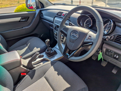 JAC T6 S/C 2.0 CTi 4x2 Comfort in Botswana