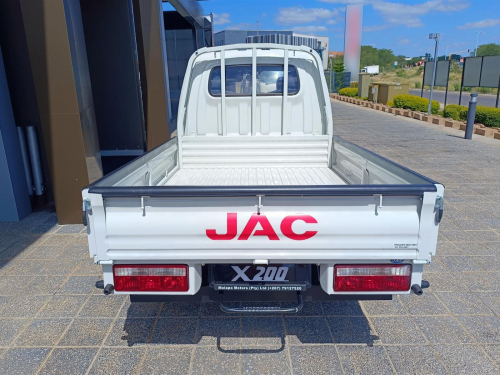 JAC X200 2.8D D/C D/S in Botswana