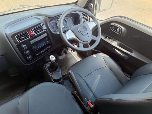 JAC X200 2.8D D/C D/S in Botswana