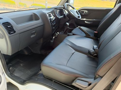 JAC X200 2.8D D/C D/S in Botswana