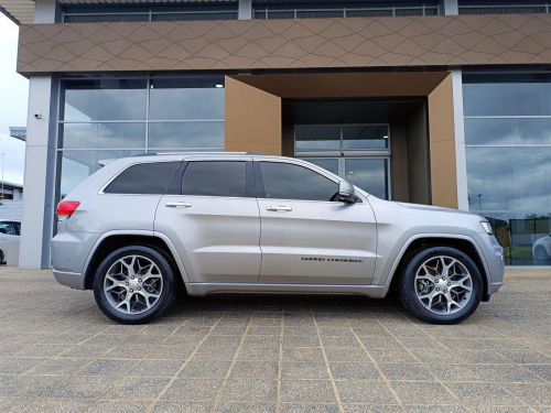 Jeep Grand Cherokee in Botswana