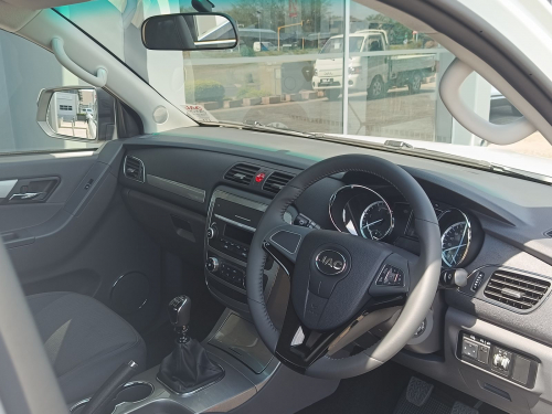JAC T6 2.0 CTi 4x2 Comfort S/Cab in Botswana