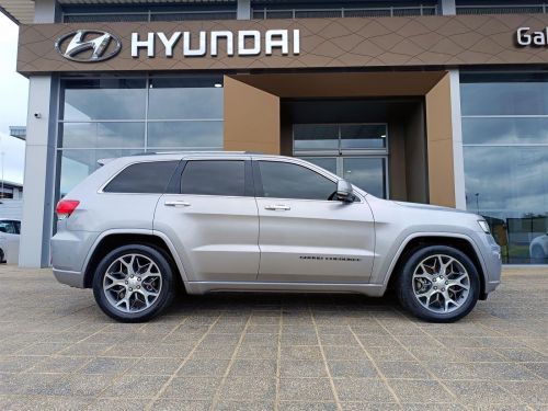 Jeep Grand Cherokee  in Botswana