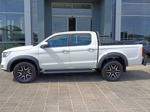 JAC T8 D/Cab 2.0 CTi 4x4 LUX in Botswana