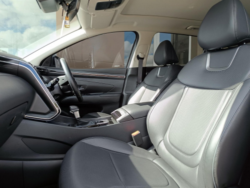 Hyundai Tucson 2.0L Elite FWD in Botswana