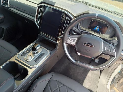 JAC T9 CTi Super Lux P/U D/C A/T in Botswana