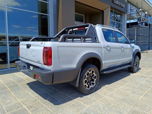 JAC T9 CTi Super Lux P/U D/C A/T in Botswana