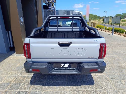 JAC T9 CTi Super Lux P/U D/C A/T in Botswana