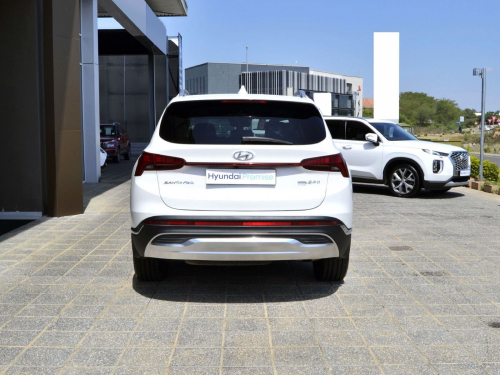 Hyundai Santa Fe Elite in Botswana