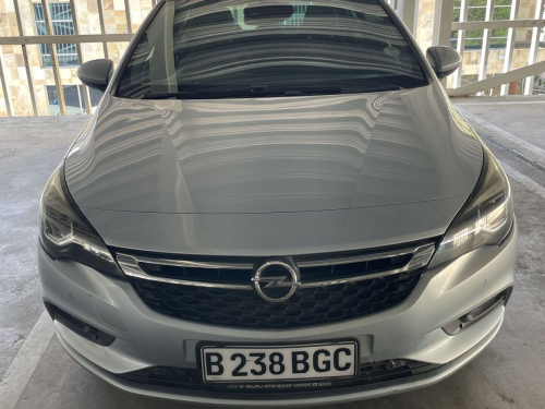 Pre-owned Opel Astra 1.6T Sport for sale in 