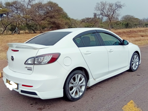 Mazda 3 Exela in Botswana