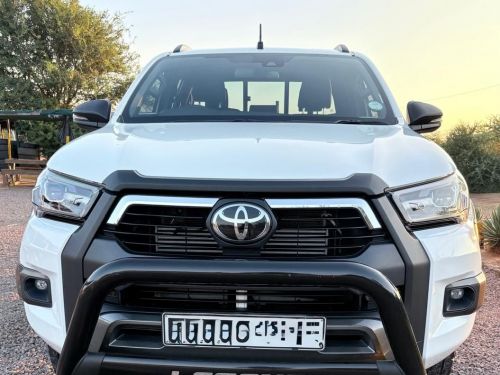 Toyota Hilux Legend RS 2,8 GD6 4x4 in Botswana