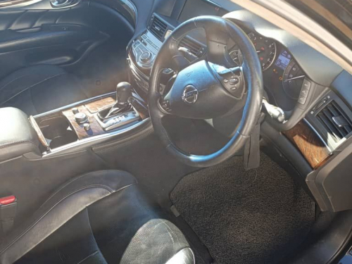 Nissan Fuga 370 GT in Botswana