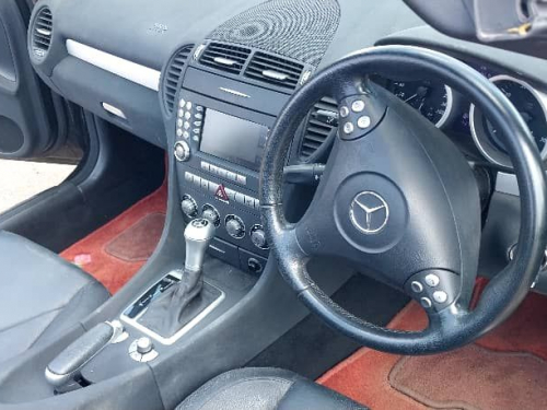 Mercedes-Benz SLK 350 in Botswana
