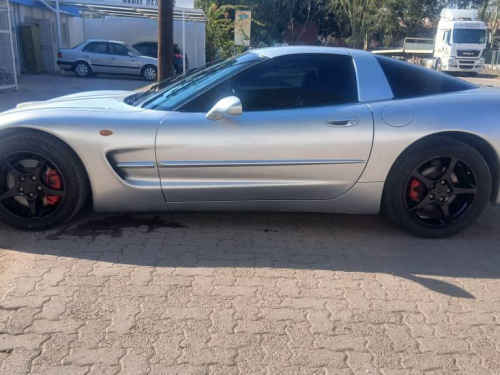 Chevrolet Corvette C5 5.7 V8 in Botswana