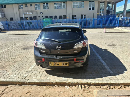 Mazda Axela 1.5L in Botswana